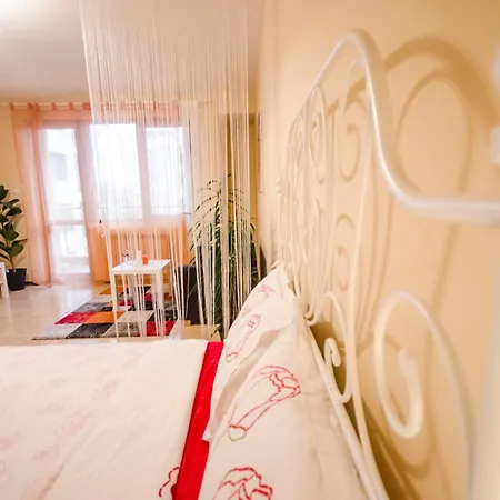 Διαμέρισμα Cozy And With Balcony