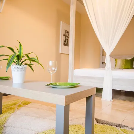 Διαμέρισμα Cozy And With Balcony *