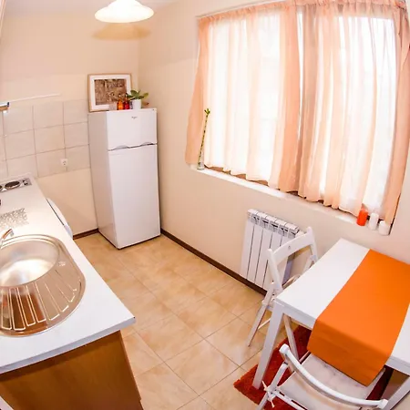 Apartment Cozy And With Balcony Sofia