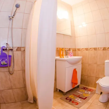 Cozy And With Balcony Apartment *