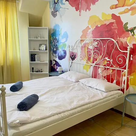 Cozy And With Balcony Appartamento